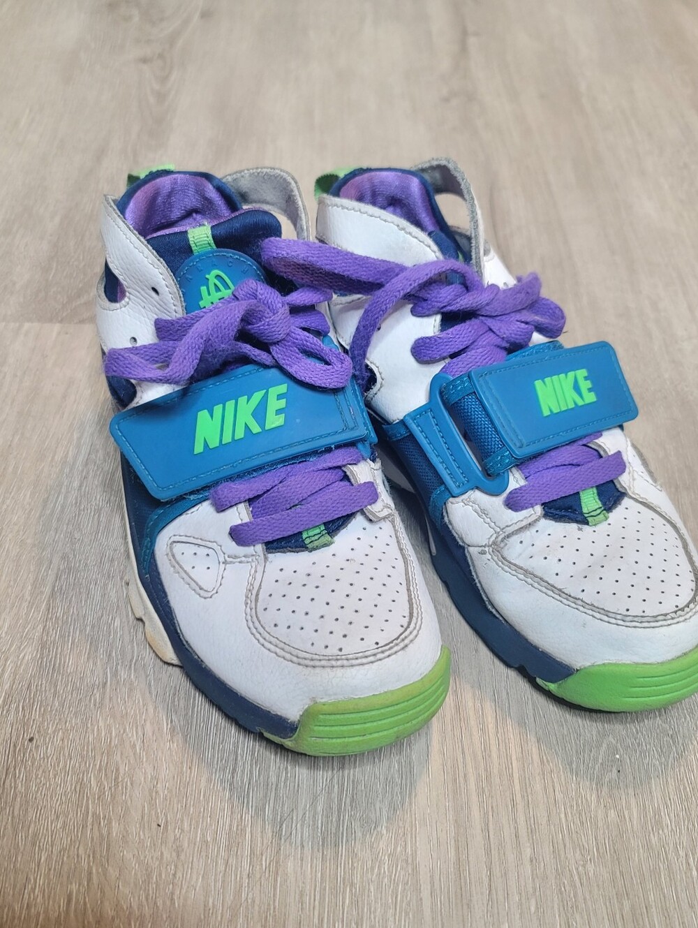 Nike Air Trainer Huarache Size 5Y